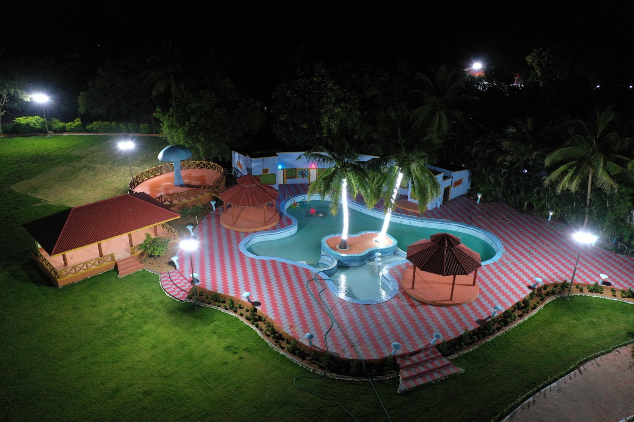 swimmingpool